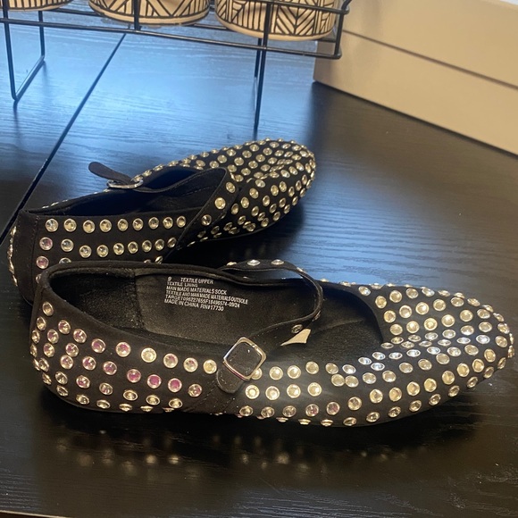 a new day Black Flats with Silver Studs - Picture 3 of 3